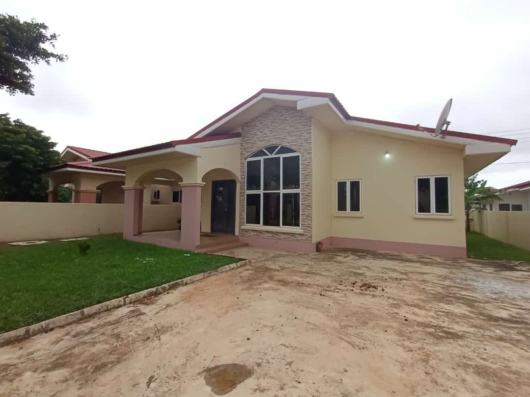 Two (2) Bedroom House For Rent at Oyarifa 