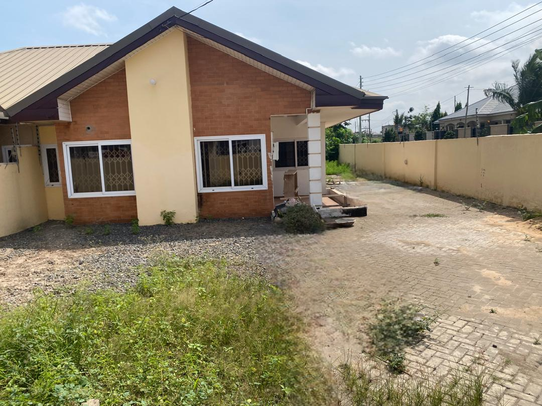 Two (2) Bedroom House for Rent at Tema Community 25