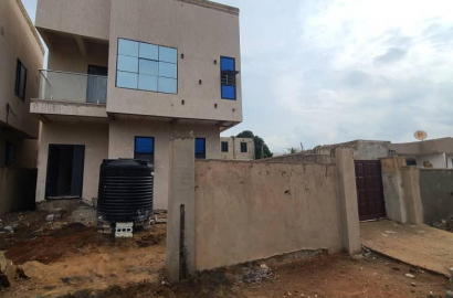 Two (2) Bedroom House For Sale at Oyarifa