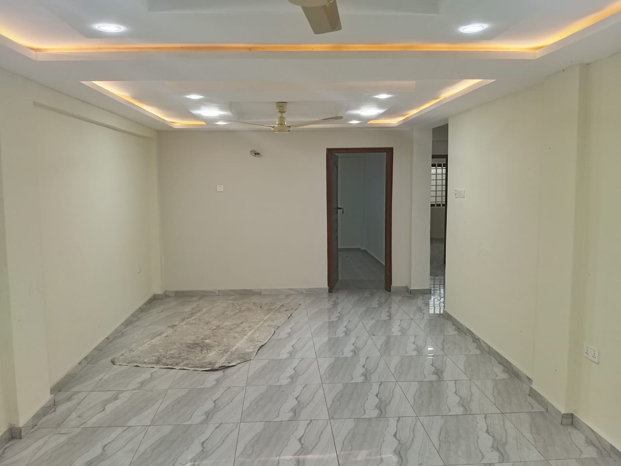 Three (3) Bedroom Apartment For Rent at Akweteyman