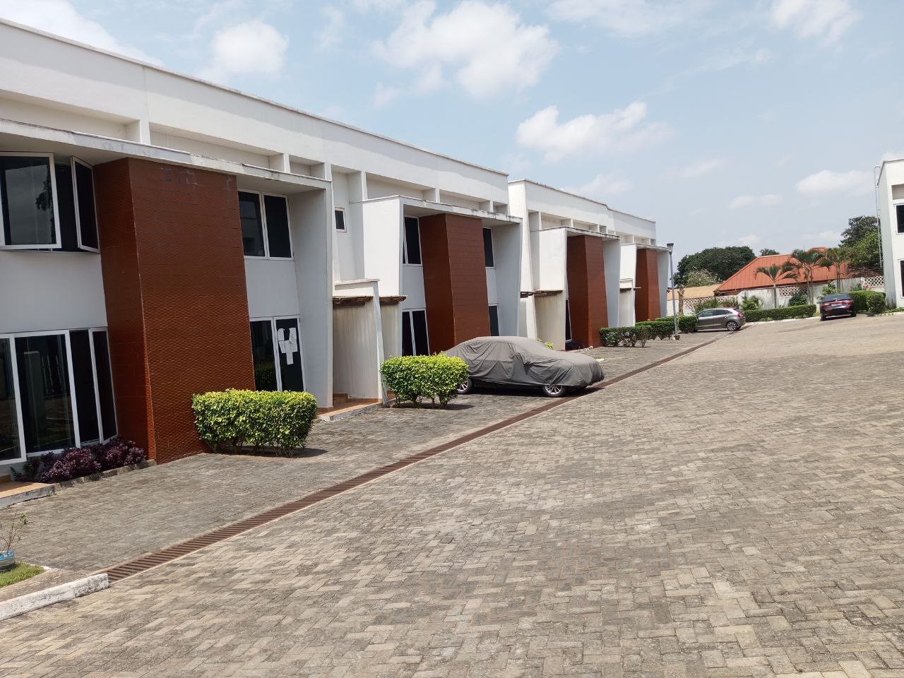 Two (2) Bedroom Semi-detach Townhouse in a Gated Community For Rent at North Legon