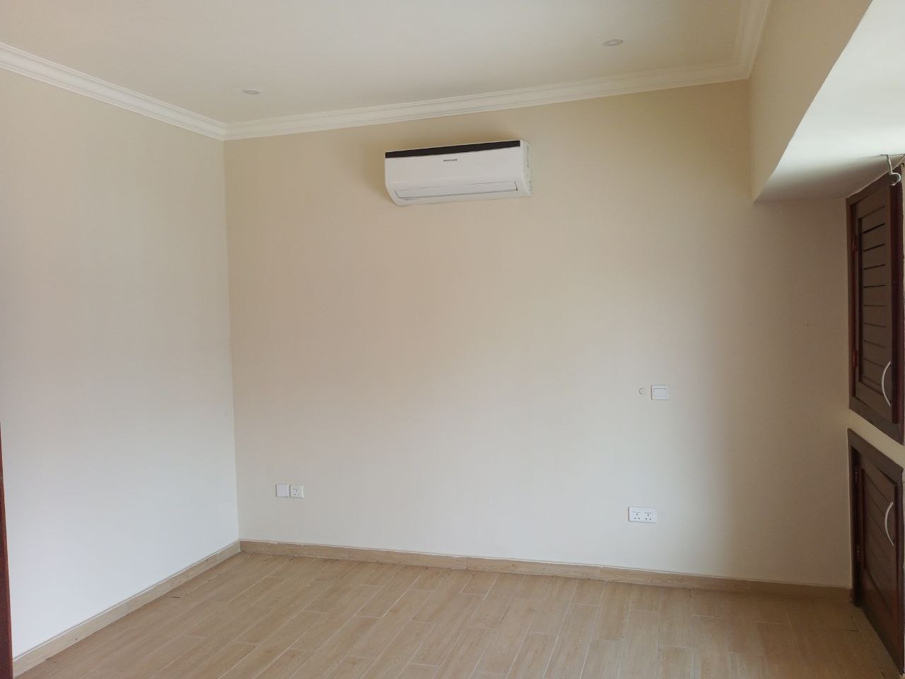 Two (2) Bedroom Semi-detach Townhouse in a Gated Community For Rent at North Legon