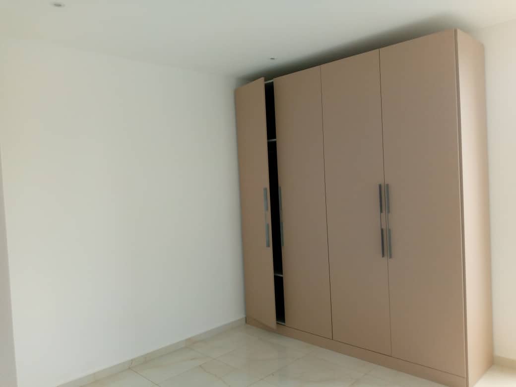 Two (2) Bedroom Unfurnished Apartments For Rent at Roman Ridge