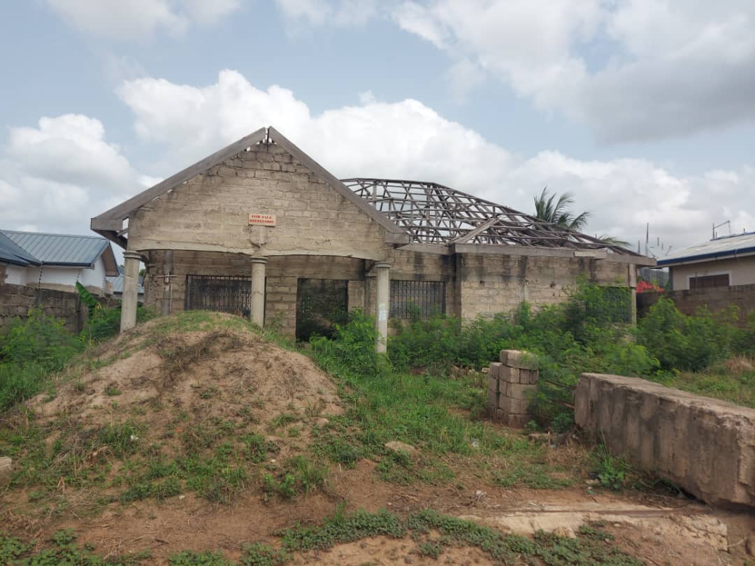 Uncompleted Three (3) Bedroom House for Sale at Oyibi