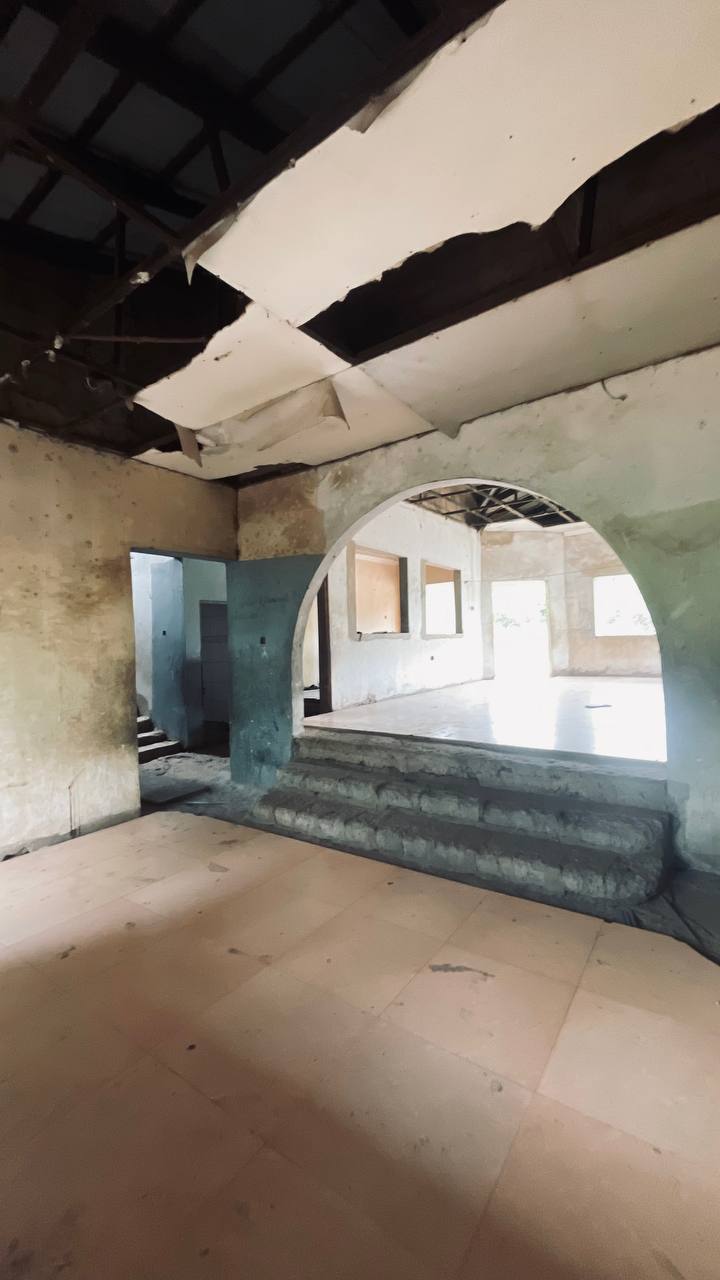Uncompleted 3 & 4 Bedroom House For Sale at Kwabenya Comet Estate