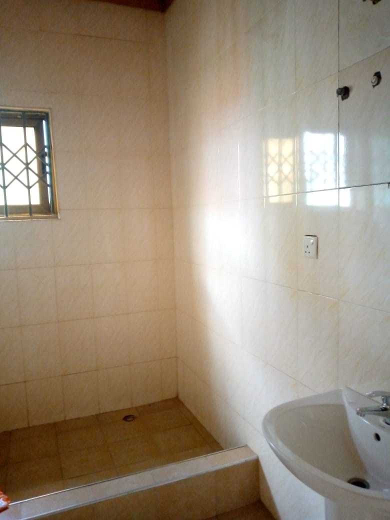 Unfurnished 3-bedroom Apartment for Rent at Kwabenya 