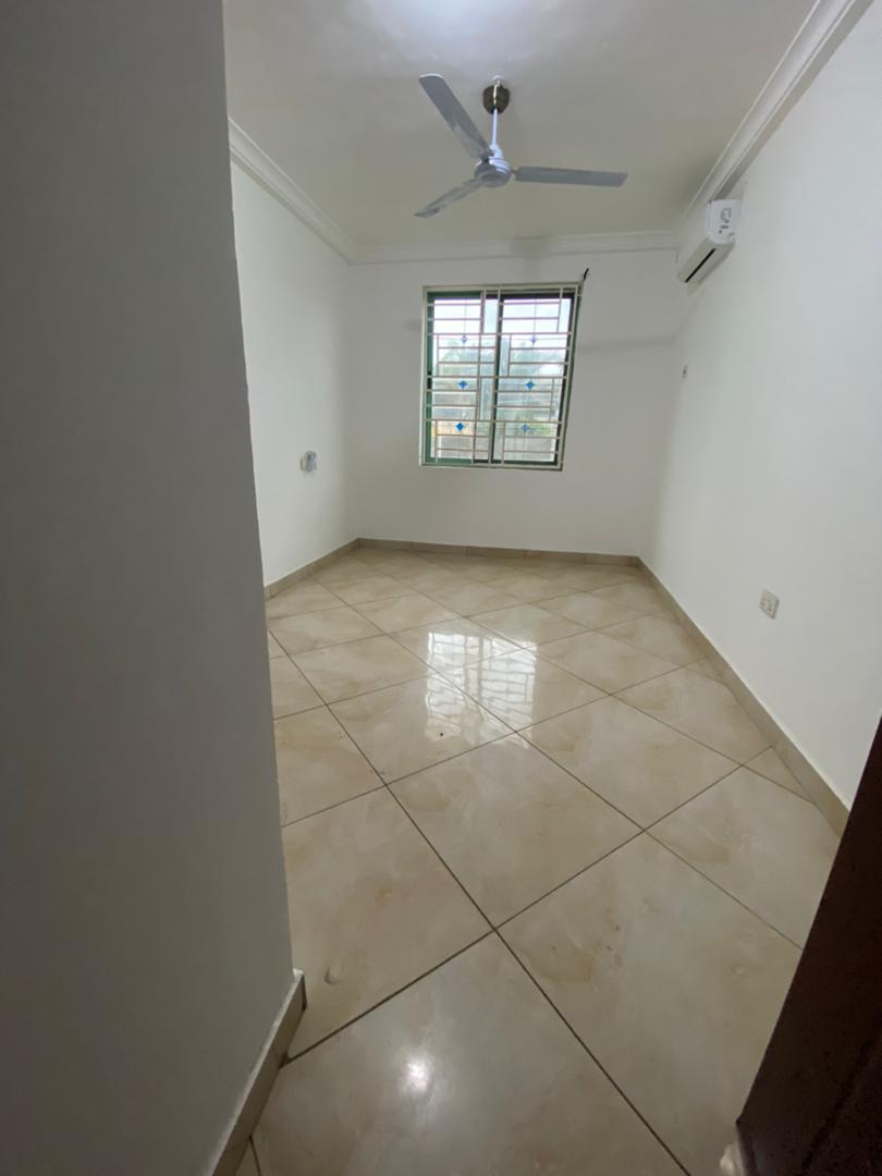 Three (3) Bedroom Apartment For Rent at Madina UPSA