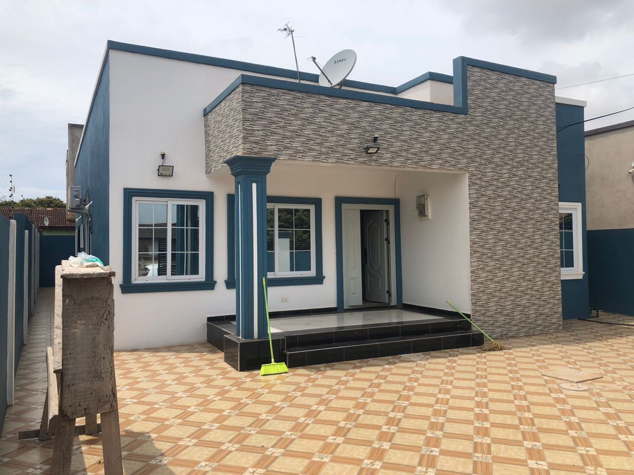 3 Bedroom house for rent Spintex