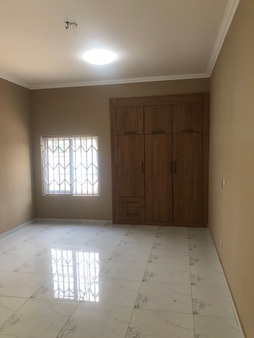 3 Bedroom house for rent Spintex