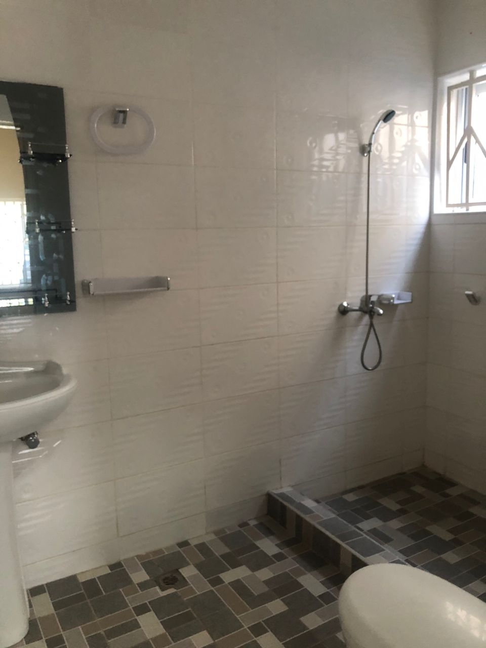 3 Bedroom house for rent Spintex