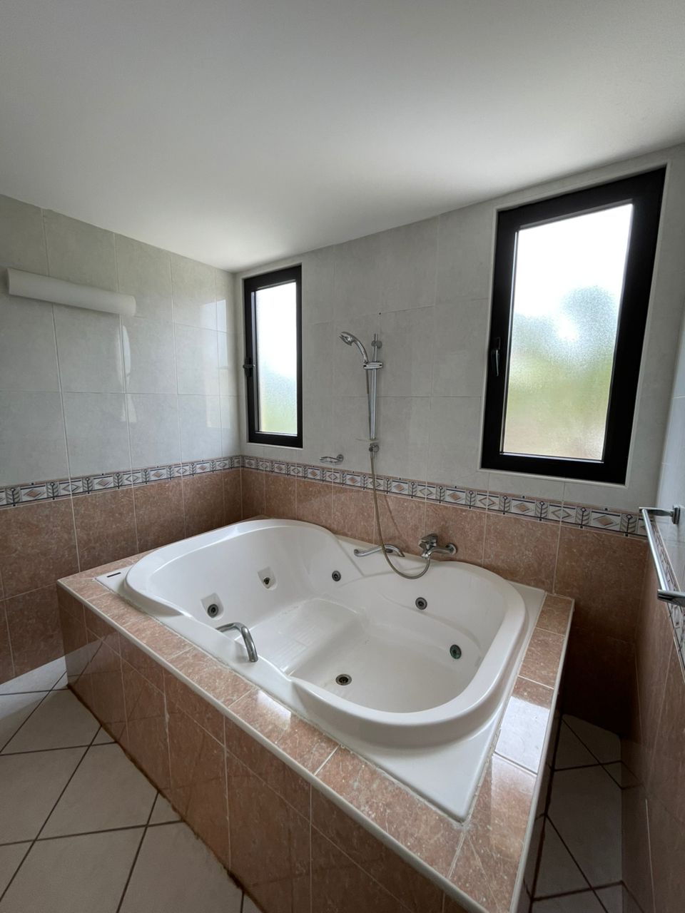 4 Bedroom house with 1 boys quarters at Trassaco