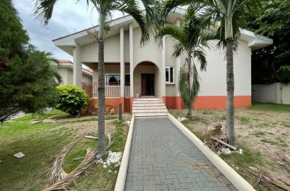 3 Bedroom with 2 boys quarters for sale at Manet East Airport
