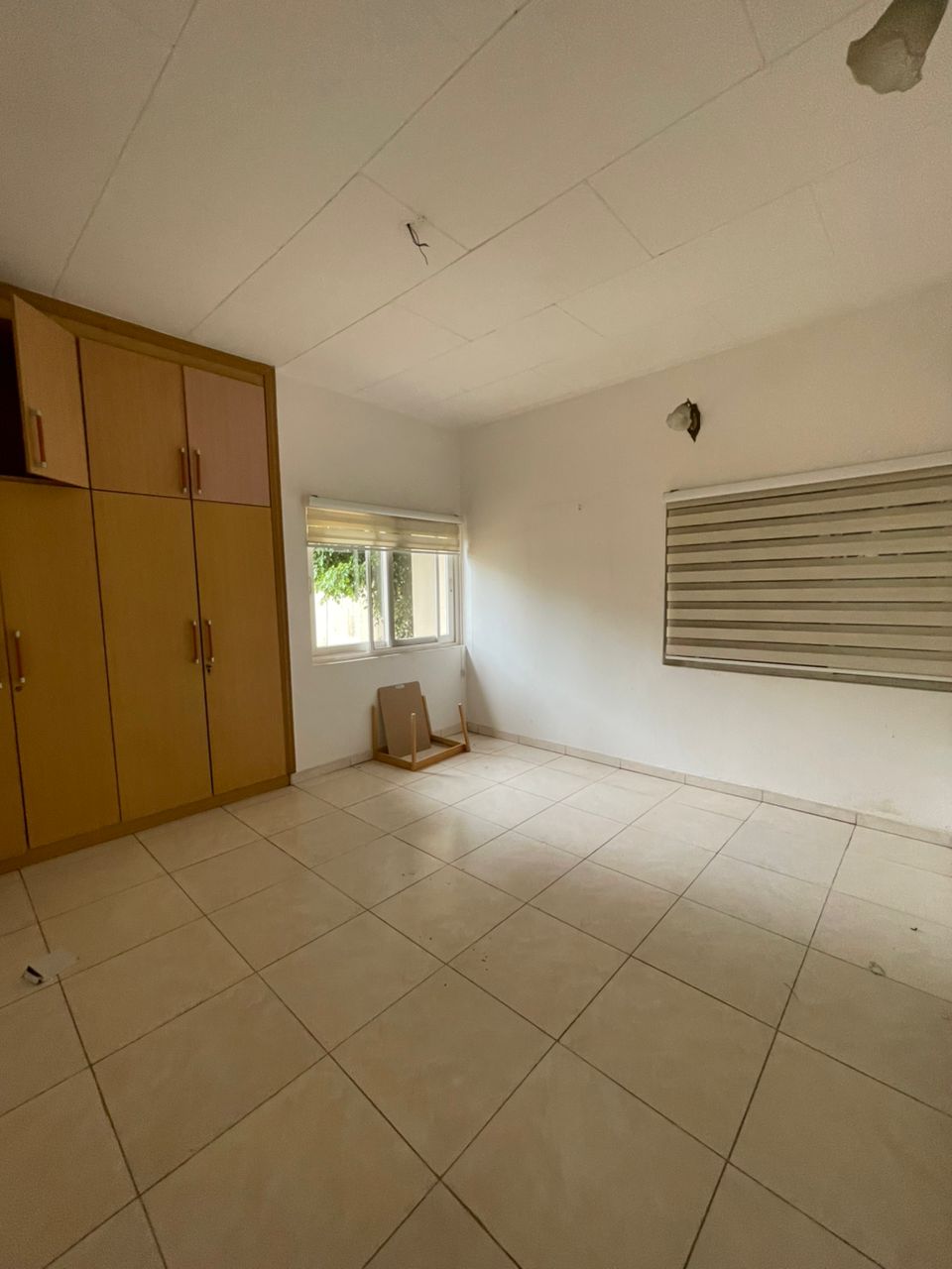 3 Bedroom with 2 boys quarters for sale at Regimanuel Gray East Airport