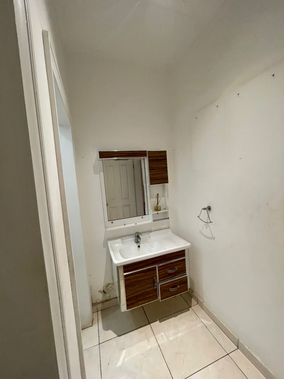 3 Bedroom with 2 boys quarters for sale at Regimanuel Gray East Airport