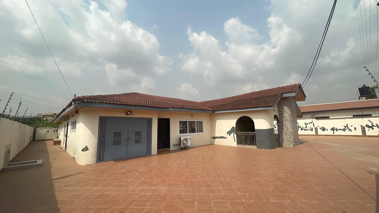Four (4) Bedroom House For Rent at Westlands